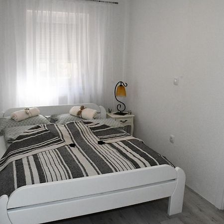 Apartment Sarajlic プリイェドル エクステリア 写真